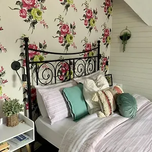 https://uplands-channel-view-richmond-tce-uplands.cardiffhotelswales.com